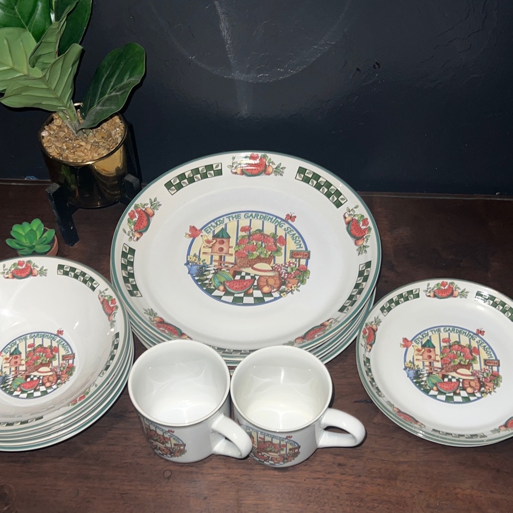 Vintage International tableworks Garden Country Cottagecore Dinnerware Set Farm